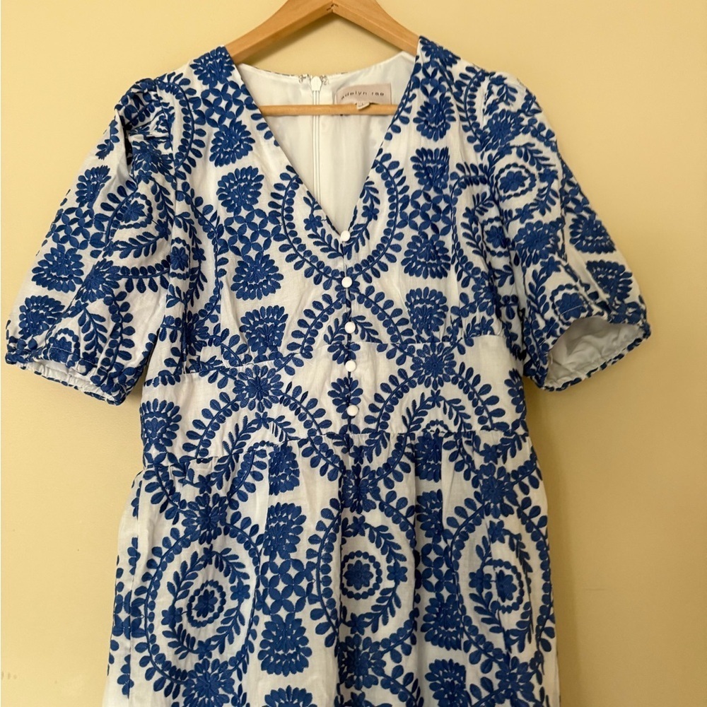 Adelyn Rae Luisa Embroidered Midi Dress blue - Picture 7 of 9